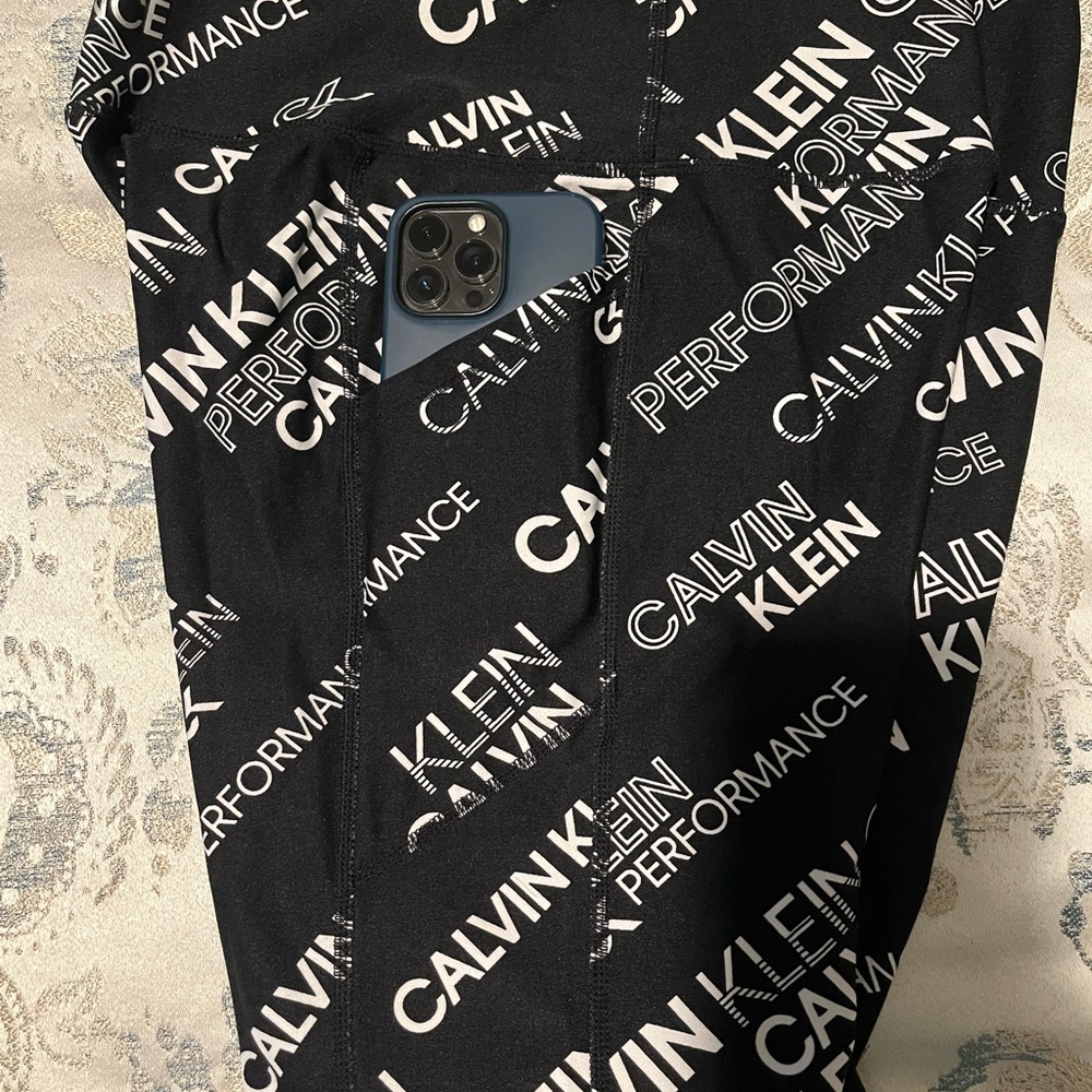 Calvin Klein NEW performance women’s printed leggings, yoga pants